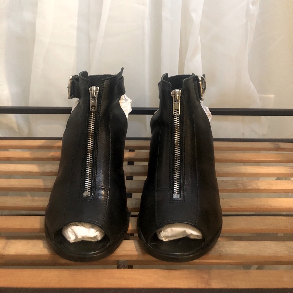 TOPSHOP Black Zip Heels